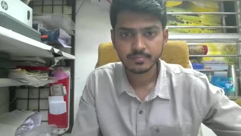 Robertsalia online show from December 19, 2025, 12:01 pm