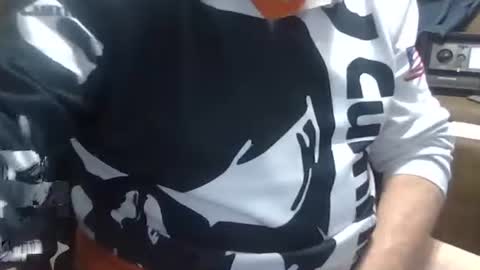 Snapshot of robglide chatting on February 24, 2026, 4:54 am robglide online show from February 24, 2026, 4:54 am