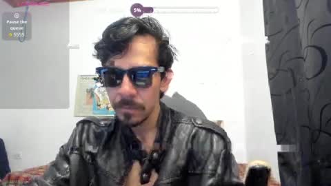 Snapshot of robindominique chatting on May 11, 2026, 10:51 pm Robin online show from May 11, 2026, 10:51 pm