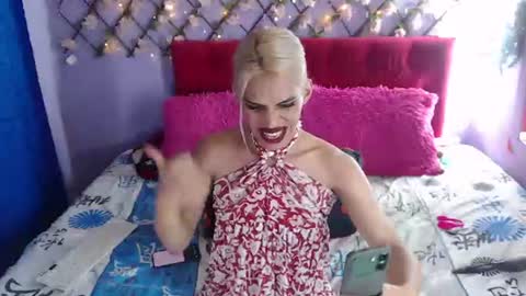 Margot Ferrer online show from June 21, 2026, 4:15 am