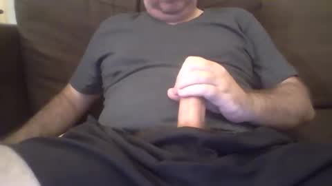 Snapshot of robmutant chatting on February 7, 2026, 7:23 am robmutant online show from February 7, 2026, 7:23 am