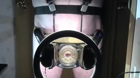 Snapshot of robodickmilker chatting on January 7, 2025, 9:57 pm Robodickmilker online show from January 7, 2025, 9:57 pm