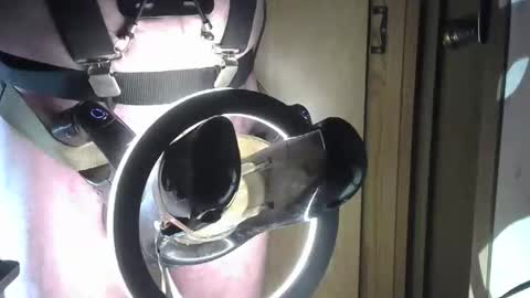 Snapshot of robodickmilker chatting on October 28, 2025, 1:53 am Robodickmilker online show from October 28, 2025, 1:53 am