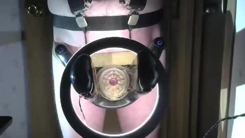 Snapshot of robodickmilker chatting on November 9, 2025, 4:55 am Robodickmilker online show from November 9, 2025, 4:55 am