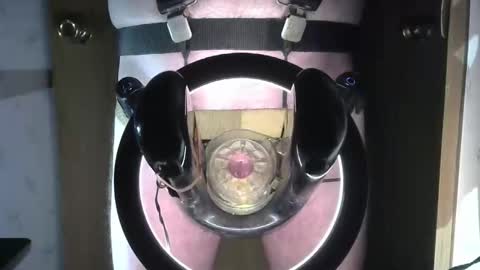 Snapshot of robodickmilker chatting on November 29, 2025, 4:32 pm Robodickmilker online show from November 29, 2025, 4:32 pm