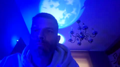 robster010 online show from June 3, 2026, 6:46 pm