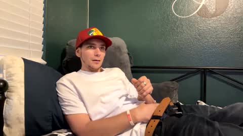 Rob witha 8 online show from December 2, 2024, 12:41 am