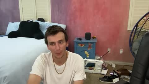 Rob witha 8 online show from October 1, 2025, 7:36 am