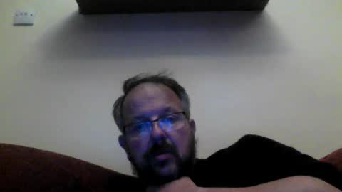 robxx32 online show from December 2, 2025, 4:02 pm
