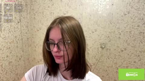 robynsentinella online show from March 27, 2026, 10:42 pm