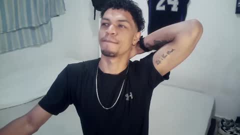 Rocco online show from October 20, 2025, 12:27 pm