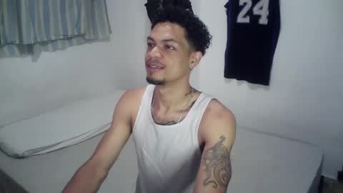 Rocco online show from October 31, 2025, 1:01 pm