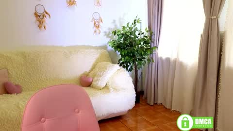 rochelle_dolly online show from May 30, 2026, 2:14 pm