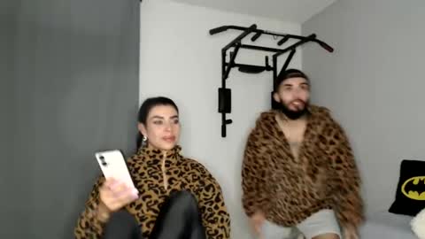 rocio_joan online show from February 23, 2025, 1:35 am