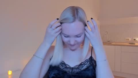 Snapshot of rock__baby chatting on January 4, 2025, 1:42 am rock__baby online show from January 4, 2025, 1:42 am