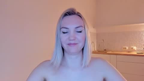 Snapshot of rock__baby chatting on February 9, 2025, 10:54 pm rock__baby online show from February 9, 2025, 10:54 pm