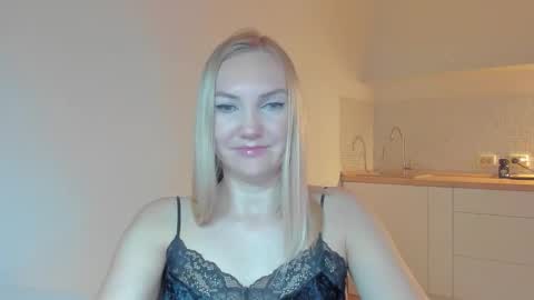 Snapshot of rock__baby chatting on October 25, 2025, 10:59 pm rock__baby online show from October 25, 2025, 10:59 pm