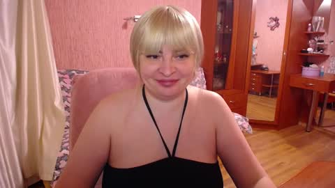 Snapshot of rocknlinxx chatting on November 13, 2025, 2:38 pm Rocknlinxx online show from November 13, 2025, 2:38 pm