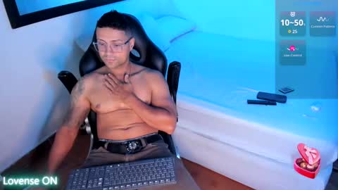 Snapshot of rocky_staily chatting on September 27, 2025, 9:53 pm rocky_staily online show from September 27, 2025, 9:53 pm