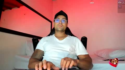 Snapshot of rocky_staily chatting on October 2, 2025, 1:12 am rocky_staily online show from October 2, 2025, 1:12 am