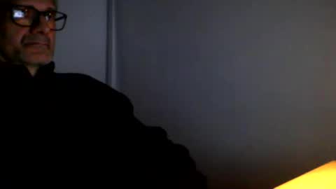 Snapshot of rodahot4 chatting on December 14, 2025, 4:45 pm rodahot4 online show from December 14, 2025, 4:45 pm