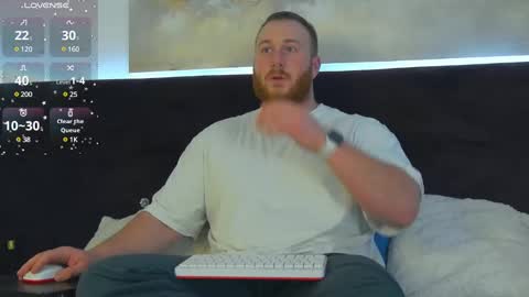 Snapshot of roddy_riss chatting on February 4, 2025, 7:40 am Roddy online show from February 4, 2025, 7:40 am