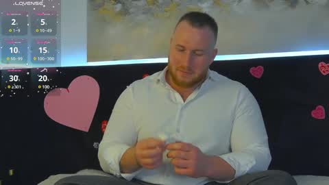 Snapshot of roddy_riss chatting on February 5, 2025, 4:47 pm Roddy online show from February 5, 2025, 4:47 pm