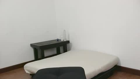 Snapshot of rofflust chatting on February 2, 2026, 4:00 am Roff Lust online show from February 2, 2026, 4:00 am