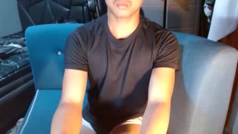 Snapshot of rogueprince_jace chatting on March 26, 2026, 11:38 am Jace online show from March 26, 2026, 11:38 am