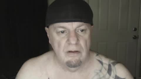 roinaz online show from December 22, 2024, 7:31 pm