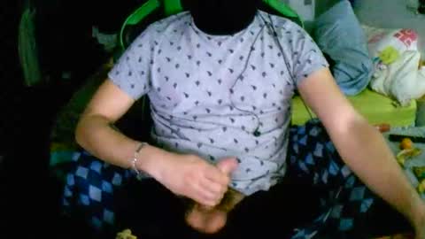 Snapshot of roketero93 chatting on December 9, 2024, 4:58 pm roktero 90 online show from December 9, 2024, 4:58 pm