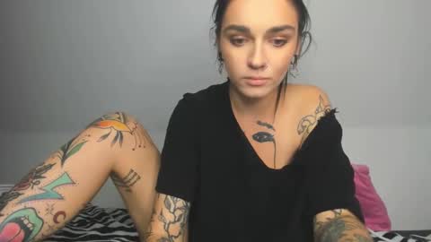 rokiinbaby online show from December 9, 2024, 8:33 pm