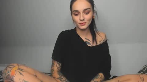 rokiinbaby online show from January 14, 2025, 9:09 pm