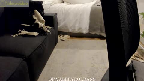 Valery Roldans online show from November 8, 2025, 11:36 pm