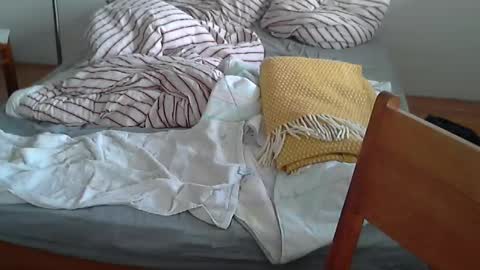 Tom online show from December 7, 2024, 2:24 pm