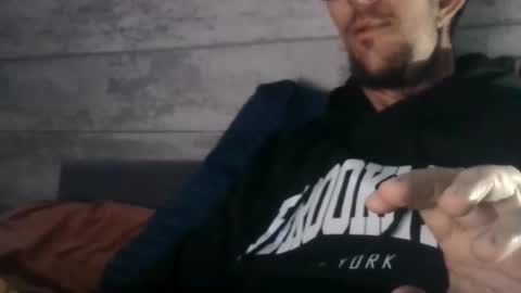 Snapshot of romain954 chatting on February 15, 2026, 5:09 pm romain online show from February 15, 2026, 5:09 pm