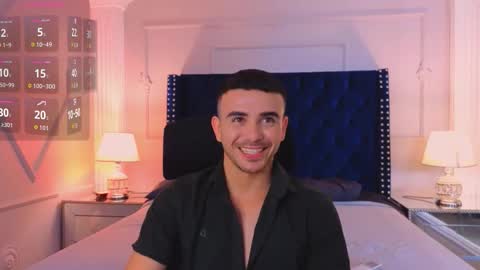 Snapshot of roman_chase chatting on October 20, 2025, 11:54 am online show from October 20, 2025, 11:54 am