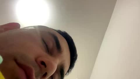 Snapshot of roman_chase chatting on November 9, 2025, 2:43 am online show from November 9, 2025, 2:43 am