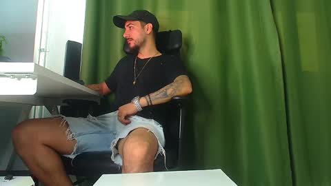 romaniamaster1 online show from May 11, 2026, 5:13 am