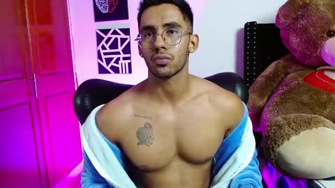 Roman online show from February 24, 2025, 6:26 pm