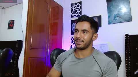 Roman online show from October 6, 2025, 7:55 pm