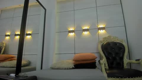 Romeo Bossi online show from April 13, 2026, 11:37 am