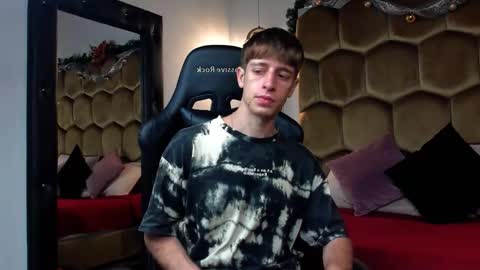 Romeo Ricci online show from December 3, 2025, 12:36 pm