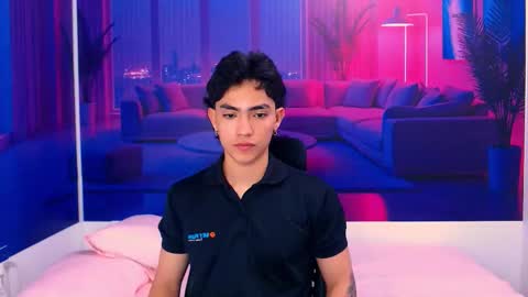 Snapshot of romeomillerr chatting on October 14, 2025, 9:15 pm Romeo online show from October 14, 2025, 9:15 pm