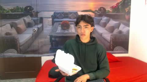 Romeo online show from January 5, 2026, 7:17 pm