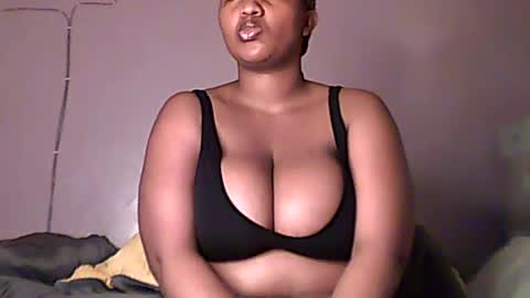 Snapshot of romina_26 chatting on June 14, 2026, 3:30 am Romina 26 online show from June 14, 2026, 3:30 am