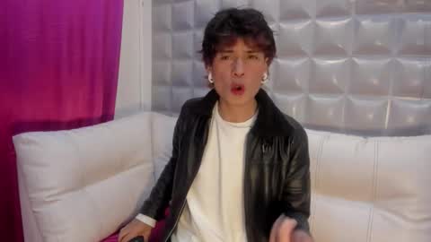 Snapshot of ronaldthompson__ chatting on March 2, 2026, 1:41 am Ronald Thompson online show from March 2, 2026, 1:41 am