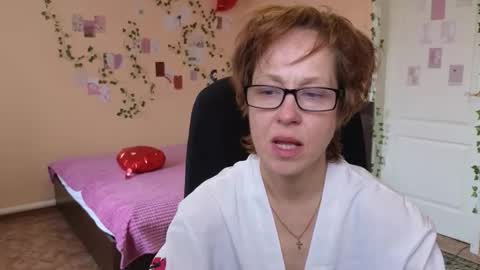 ronda_roni online show from April 13, 2026, 6:08 am