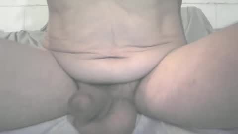 Snapshot of roney58 chatting on October 2, 2025, 8:10 am roney58 online show from October 2, 2025, 8:10 am