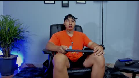 RonnieCanford online show from February 8, 2026, 4:21 pm